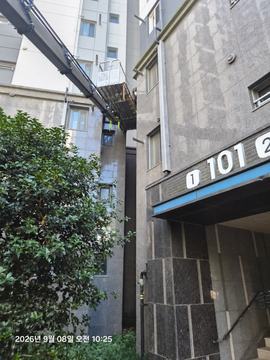 건물 주변의 붐과 작업 공간 · 제공 사진 93번