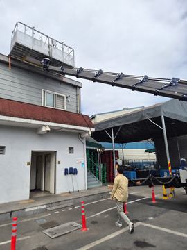 건물 주변의 붐과 작업 공간 · 제공 사진 155번