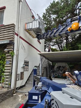 건물 주변의 붐과 작업 공간 · 제공 사진 208번